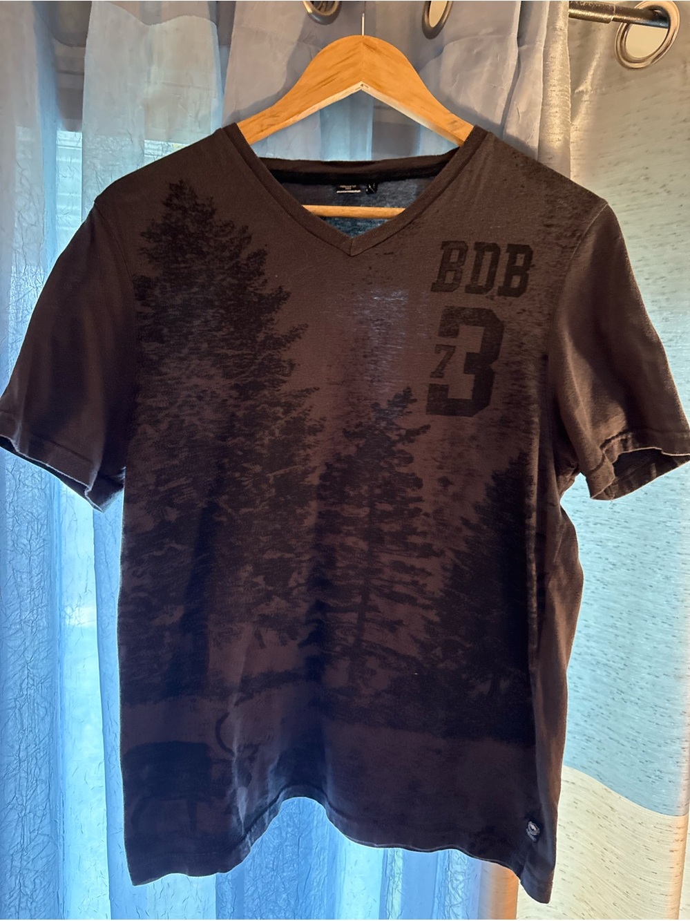 Buffalo David Bitton Men's Black V-Neck Graphic Tee